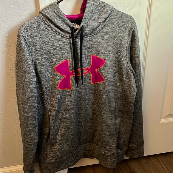 Under armour hoodie - Picture 1 of 4